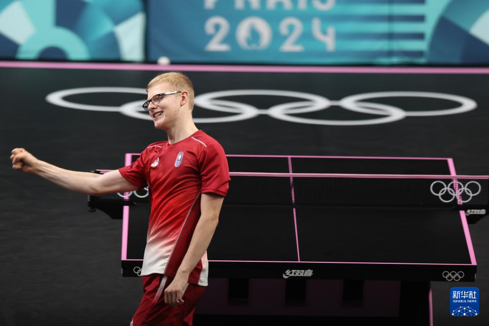 赛留在自己 赛留在自己