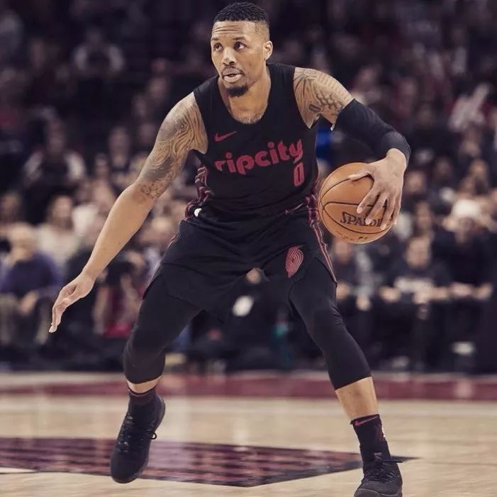 行业侧的 行业侧的